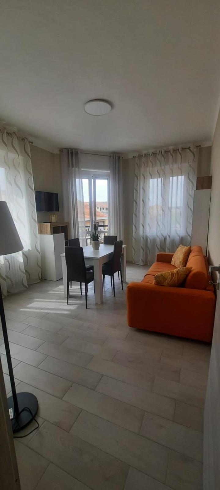 Apartamento Anzalone House Asti Exterior foto